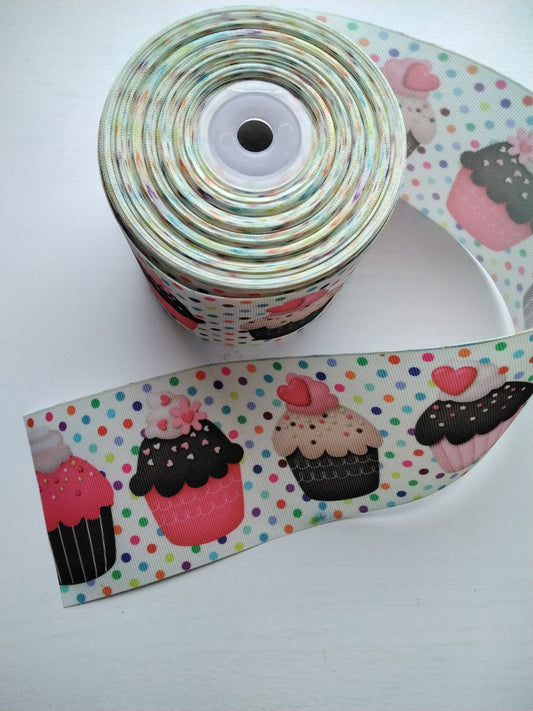 Cupcake   ribbon    3"